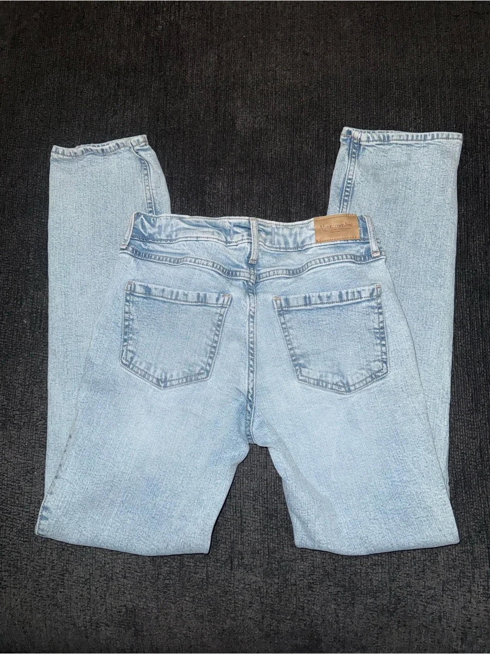 Abercrombie & Fitch Kids Straight Leg Jeans in Light Blue Wash